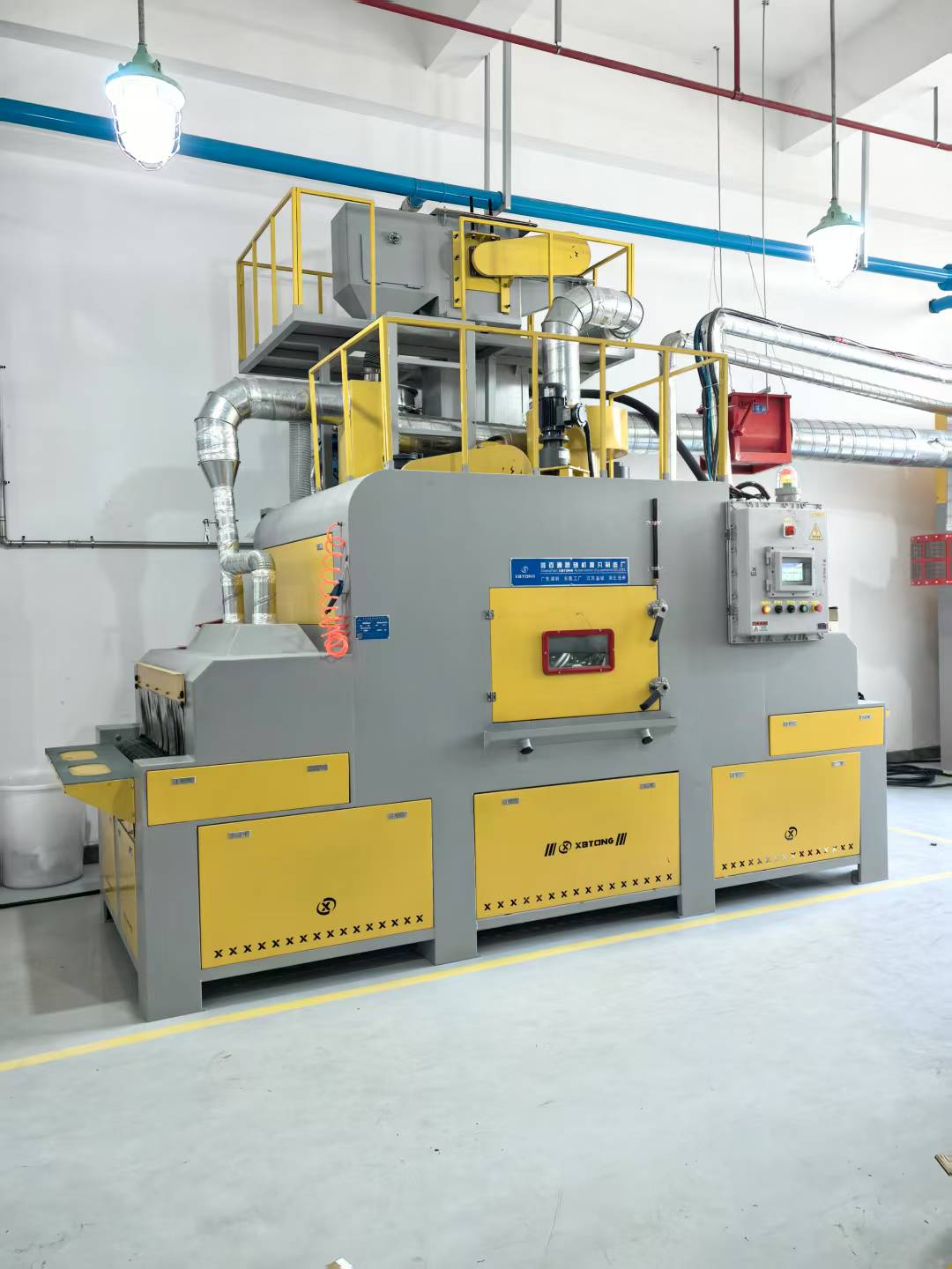 鑫百通XBT1200-16A输送式自动喷砂机