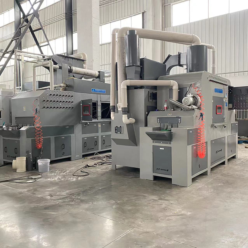 <b>喷砂机要如何去选择适合自已的那款?</b>